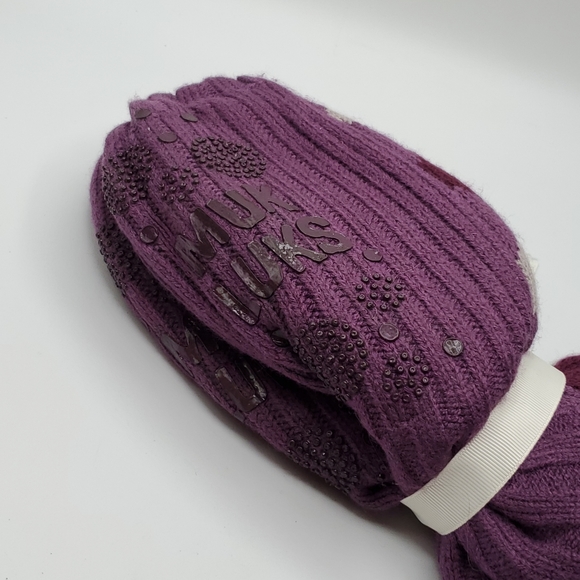 Nwt aloe infused slipper socks purple plaid size small 6-8 - Picture 6 of 9